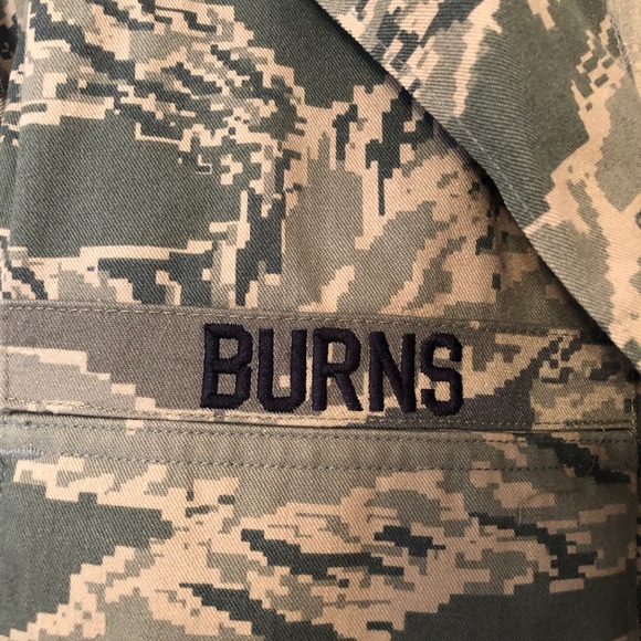 US Air Force Camouflage Shirt Perfect for Women - Picture 3 of 7